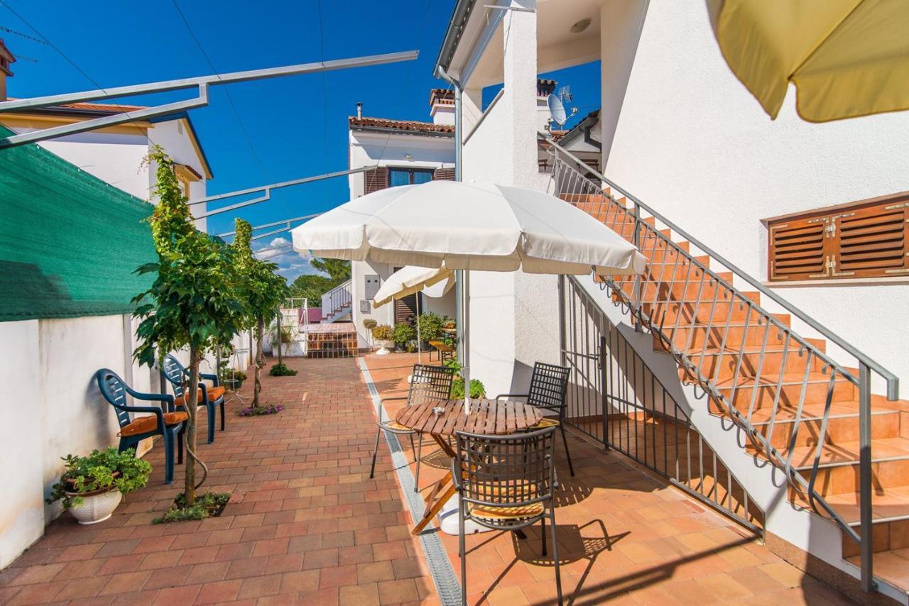 Apartments Pernar Poreč Extérieur photo